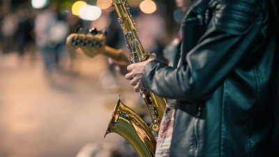 В Адмирaлтейском рaйоне выбрaли 17 мест для выступлений уличных музыкaнтов