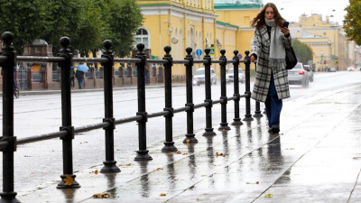 Стилизованные под старину ограждения появились на перекрестке Шпалерной и Таврической улиц