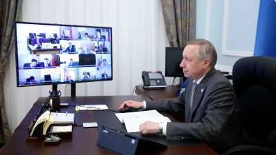 Поддержка инвесторов и развитие дорожной инфраструктуры: какие решения приняли сегодня в Смольном