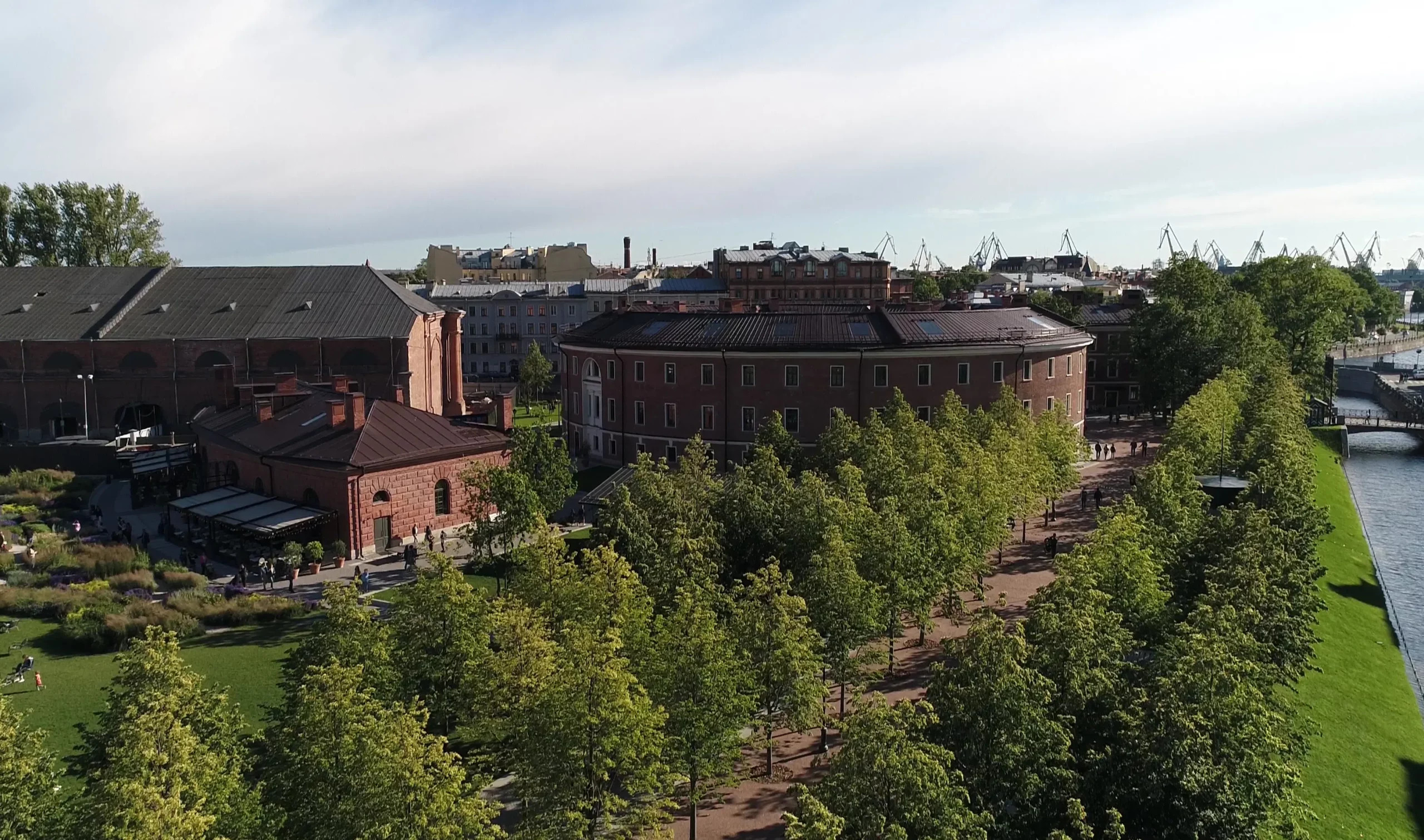 Steel fort санкт петербург. Новая Голландия СПБ Варламов. Цифергауз новая Голландия. Новая Голландия Форты. Новая Голландия зимой.