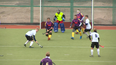 Сборная Петербурга по хоккею на траве получила «серебро» Высшей лиги