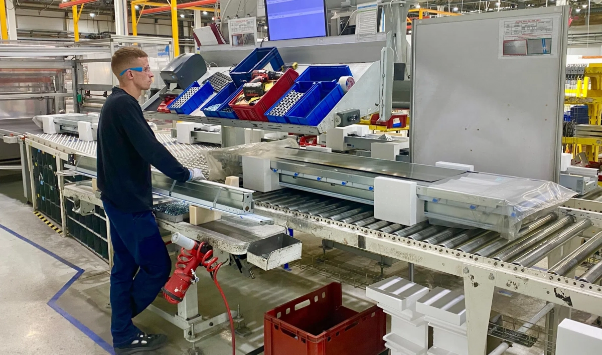 По итогам первого полугодия индекс промышленного производства в Петербурге составил 105,1% - tvspb.ru