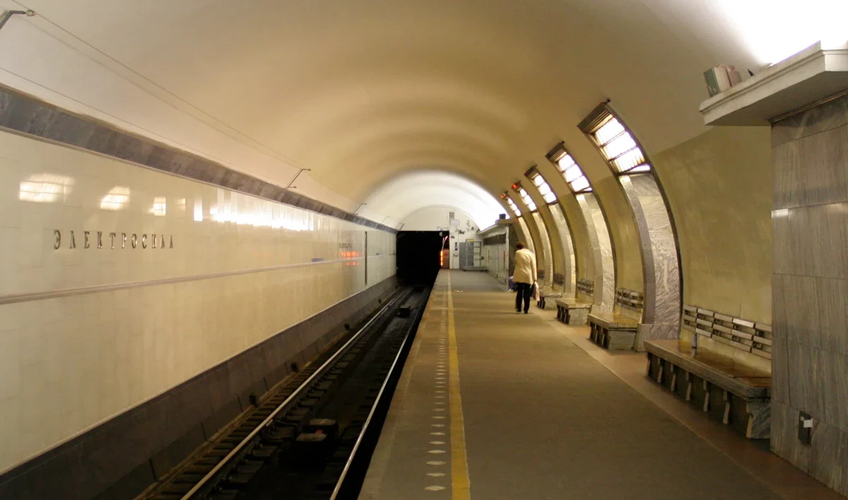 Ремонт эскалаторов станции «Электросила» займет полгода - tvspb.ru