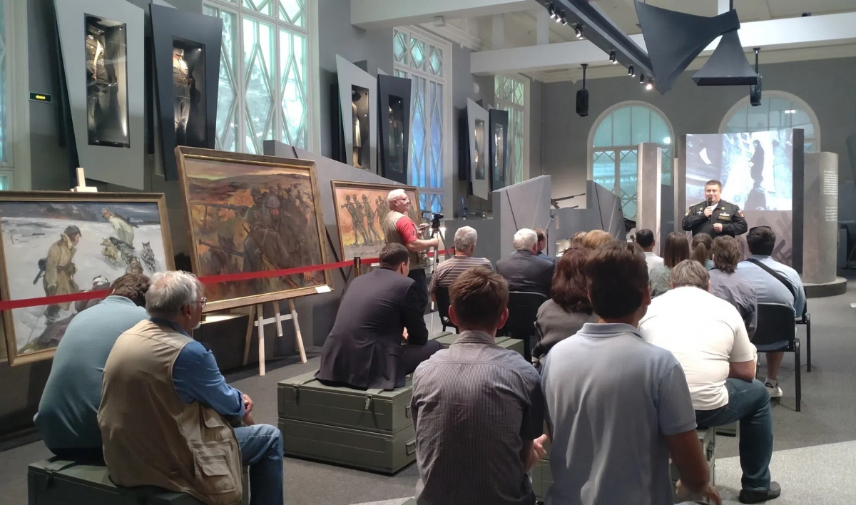 Музей блокады Ленинграда представил около сотни экспонатов на выставке ко Дню ВМФ - tvspb.ru
