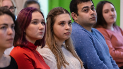 Добровольцев Петербурга обучают этике общения с людьми с ограниченными возможностями здоровья