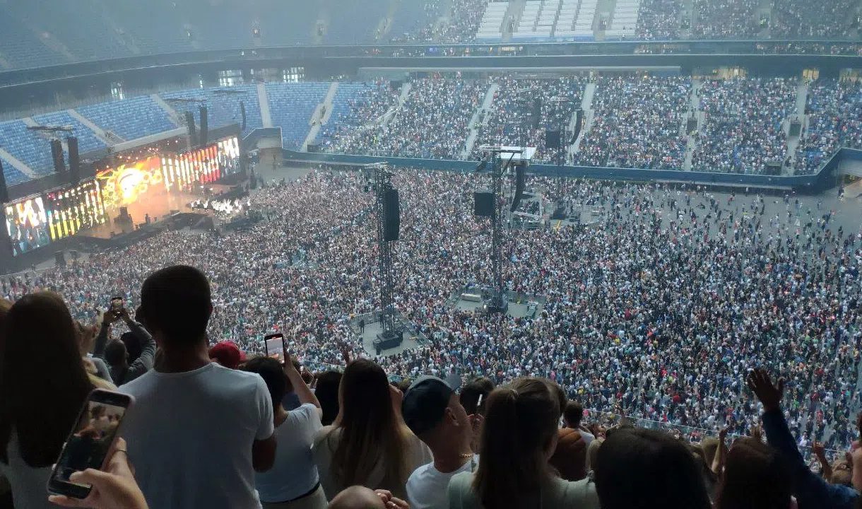 Сколько зрителей было на концерте. Руки вверх Зенит Арена концерт 2022.