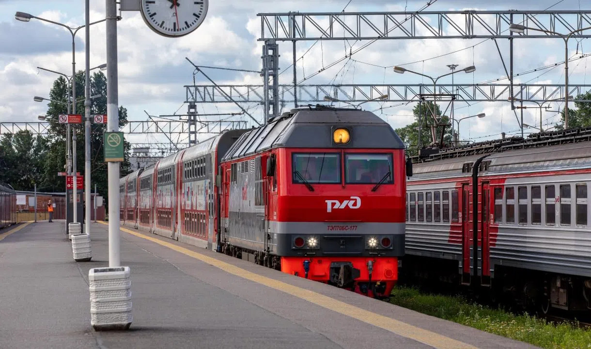 Поезд культурный Петербург