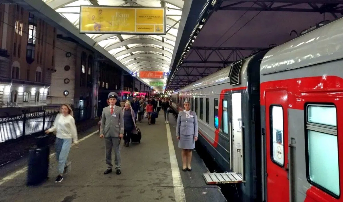 Первый прямой поезд из Таганрога прибыл в Петербург - tvspb.ru