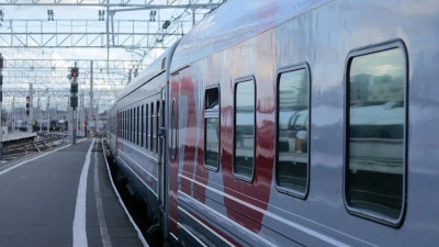 Пассажиров предупредили о получасовой задержке поездов маршрута Гатчина – Петербург