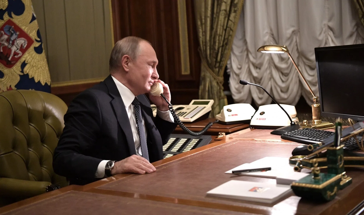 Владимир Путин и Никол Пашинян обсудили ситуацию в Карабахе - tvspb.ru