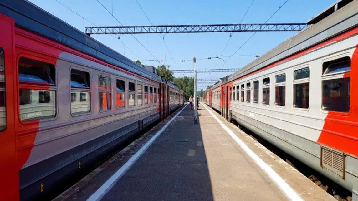 Дополнительные поезда будут курсировать между Петербургом и Москвой в октябре