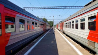 Дополнительные поезда назначены между Петербургом и Москвой в октябре