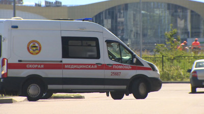 Коллективный иммунитет к COVID-19 в Петербурге снизился до 30%