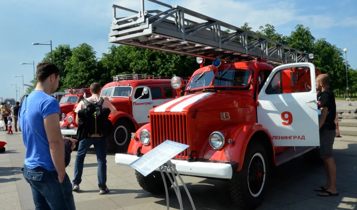 В парке 300-летия пройдёт фестиваль «Мой папа – пожарный, мой папа – герой» - tvspb.ru