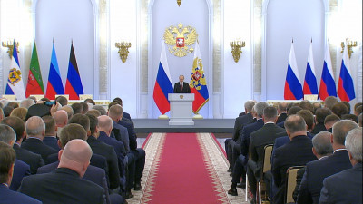 Путин предложил Киеву вернуться за стол переговоров