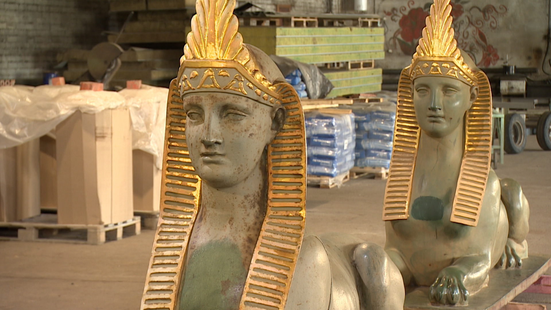Статуи сфинксов могут вернуться на Египетский мост через три месяца