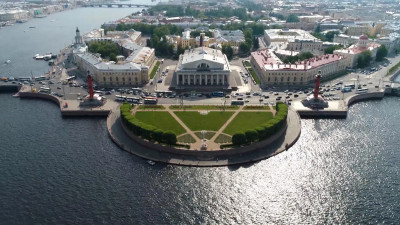 Петербург стал самым популярным российским городом для туристических поездок