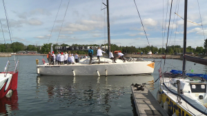 Самый подходящий момент — сегодня: как собрать женскую команду, пройти парусную регату и взять Кубок «Балтиец»