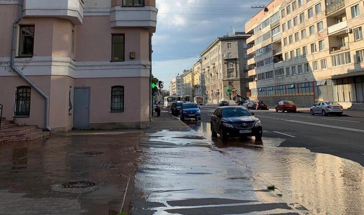 Теплосети на Гаванской улице не выдержали испытаний - tvspb.ru