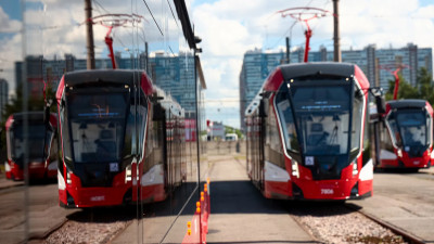 За шесть лет в Петербурге появятся больше тысячи новых трамваев и троллейбусов