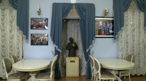 От «кармана» и костюмерной до гримёрки Аркадия Райкина: как попасть на экскурсию в Театр Эстрады