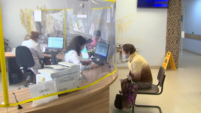 В Петербурге свободны 75 тысяч слотов для записи на вакцинацию от COVID