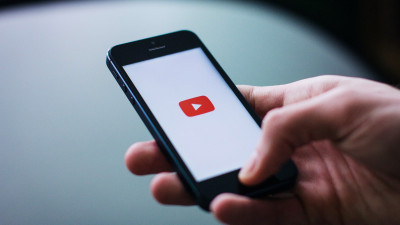«Ситуация обострилась»: Эксперт о радикализации пользователей YouTube