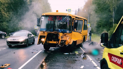 Четверо детей пострадали в результате ДТП со школьным автобусом