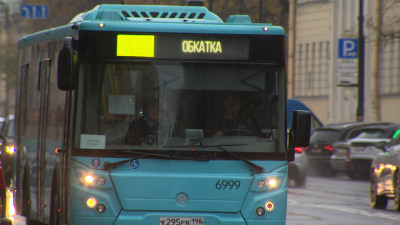 Новый автобус пустят до «Площади Восстания» на время реконструкции «Чернышевской»