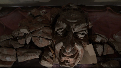 Фрагменты горельефа «Мефистофель» передали в Центр культурного наследия академика Пиотровского