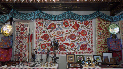 В Московском районе открылась выставка художественных ремесел Узбекистана