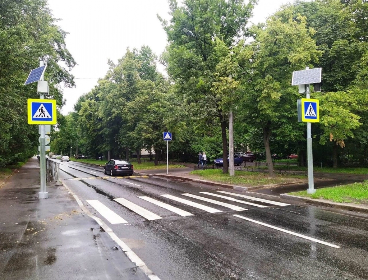 В 15 районах Петербурга установили 32 новых пешеходных перехода - tvspb.ru
