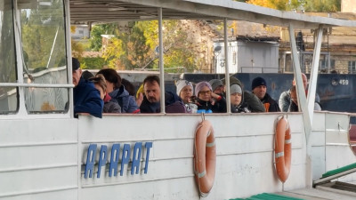 Жителей Херсона призвали переправиться на левый берег Днепра