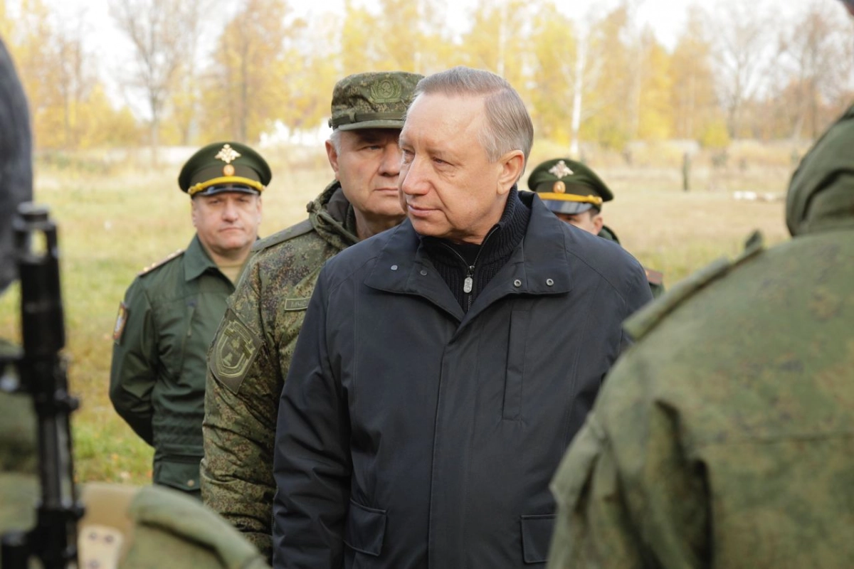 Александр Беглов посетил воинскую часть, где проходят подготовку мобилизованные - tvspb.ru