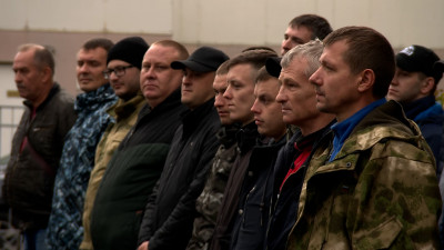 Призывники Приморского района отправились на военную подготовку