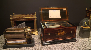 Ноу-хау средних веков: выставка уникальных часов и музыкальных механизмов в Реставрационно-хранительском центре Эрмитажа