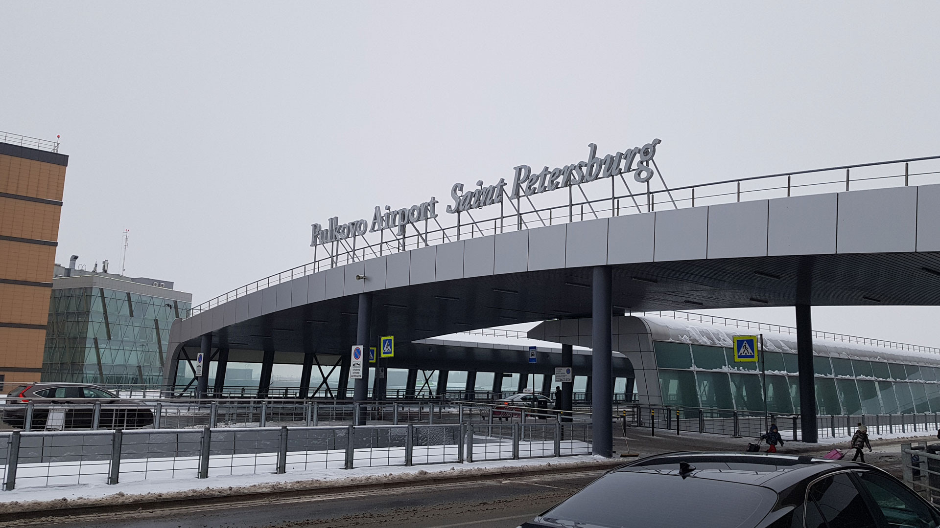 В Петербурге экстренно сел самолет, летевший из Нью-Йорка в Ташкент |  Телеканал Санкт-Петербург