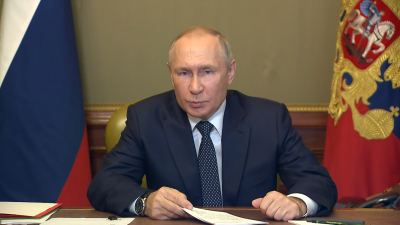 Путин отметил стремление главы ОАЭ внести вклад в урегулирование кризиса на Украине