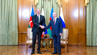 Алиев поблагодарил Путина за помощь в урегулировании конфликта в Карабахе