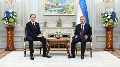 Мантуров: Торгово-экономические отношения между РФ и Узбекистаном укрепляются