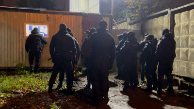 Полицейские Петербурга досмотрели 526 мигрантов в Невском районе