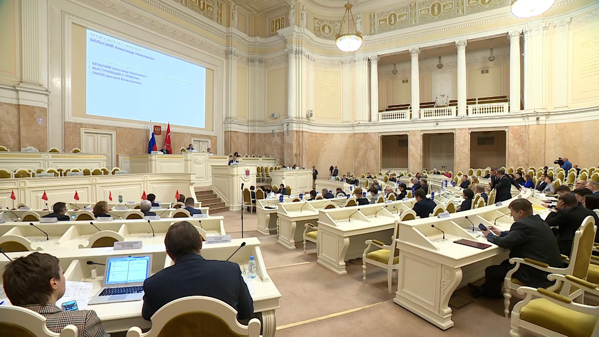Петербургские депутаты поддержали приостановку закона о реновации до 2024 года