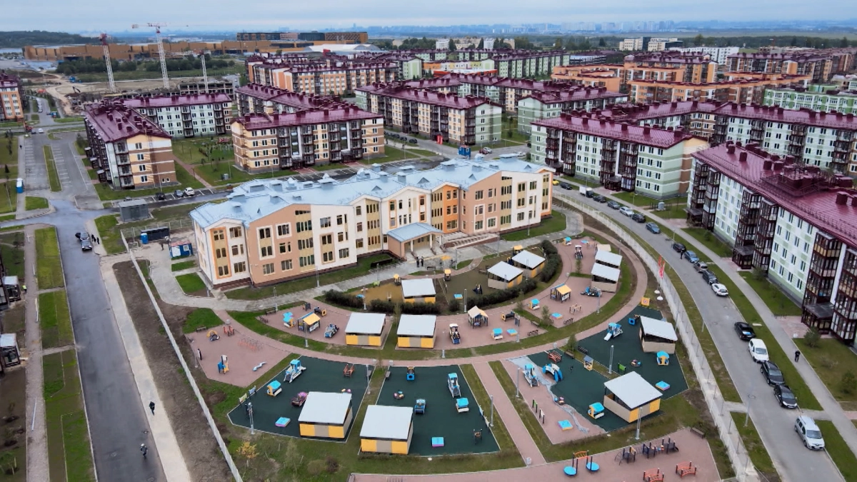 До конца года квартиры в Петербурге получат более 2 тысяч городских очередников - tvspb.ru