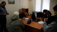Петербургские депутаты встретились с жителями Мариуполя