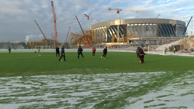 Первый футбольный матч стартовал на территории парка «СКА Арены»