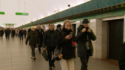 «Зеленая» ветка петербургского метро отмечает 55-летие