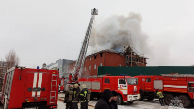 МЧС устранило пожар в Московском районе площадью 360 «квадратов»