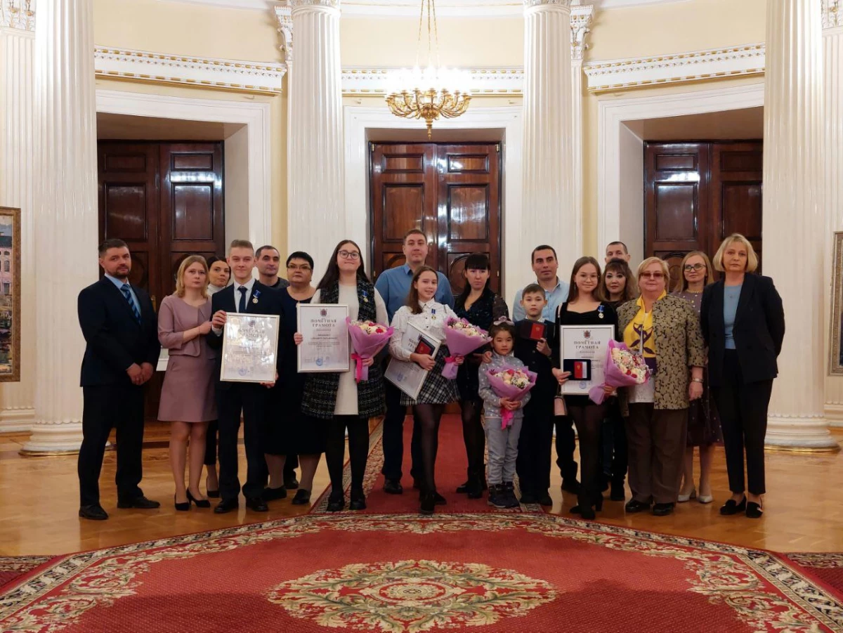 В Мариинском дворце наградили детей, проявивших мужество в экстремальных ситуациях - tvspb.ru