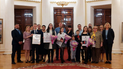 В Мариинском дворце наградили детей, проявивших мужество в экстремальных ситуациях