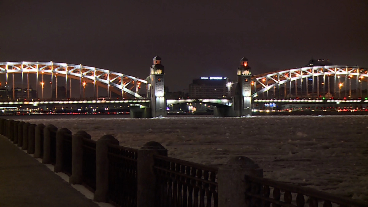 В ночь на 3 декабря в Петербурге разведут четыре моста - tvspb.ru